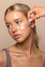 Load image into Gallery viewer, Vani-T Wonder Balm Melting Cleanser 80G