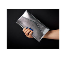 Load image into Gallery viewer, Ardell Nail Addict - Matte Blue