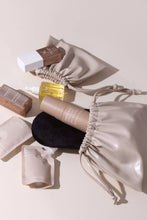 Load image into Gallery viewer, Vani-T Beauty Pouch - Small
