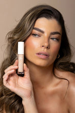 Load image into Gallery viewer, Vani-T Instant Blur HD Concealer Shade- C21

