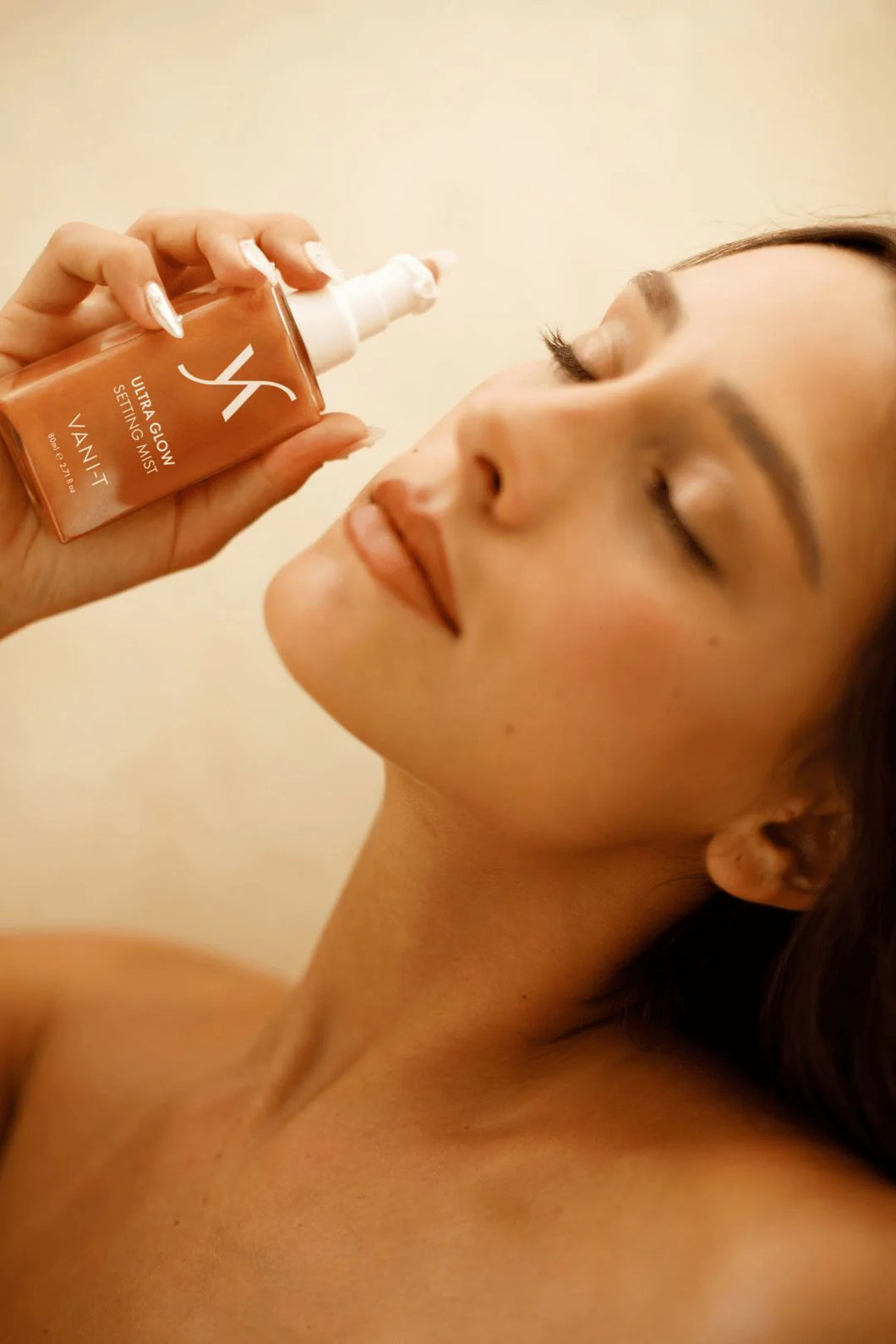 Vani-T Ultra Glow Setting Mist 80ML